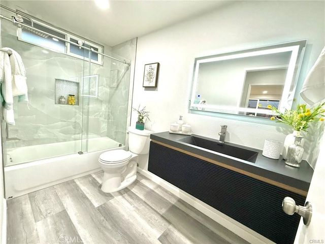 11702 Christy St, Cerritos, CA 90703