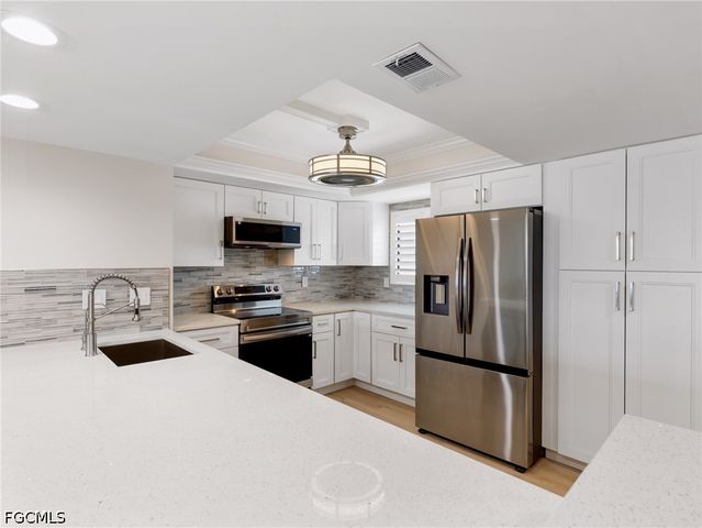 15021 Punta Rassa RD 403, Fort Myers, FL 33908