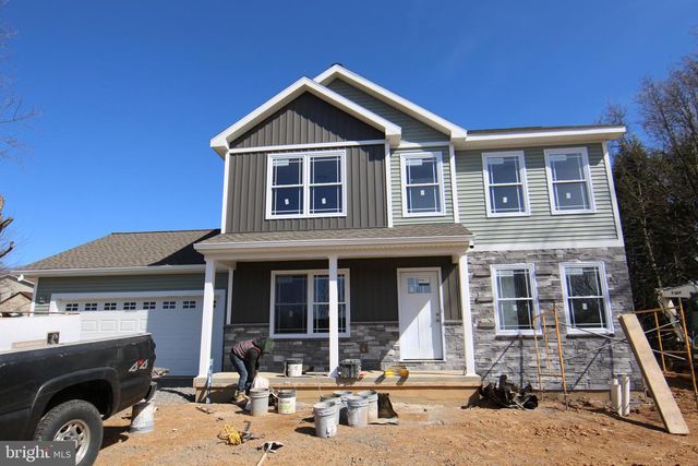 158 N FISHER ST, Jonestown, PA 17038