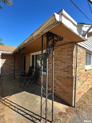 1130 SUNSET Drive, East Peoria, IL 61611