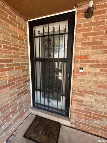 1130 SUNSET Drive, East Peoria, IL 61611