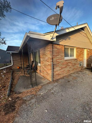 1130 SUNSET Drive, East Peoria, IL 61611