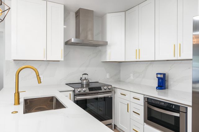 303 De Carie Street, Delray Beach, FL 33444