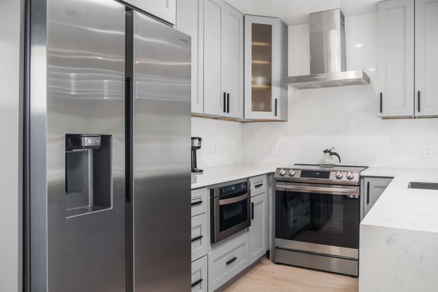 303 De Carie Street, Delray Beach, FL 33444