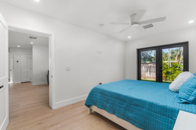 303 De Carie Street, Delray Beach, FL 33444