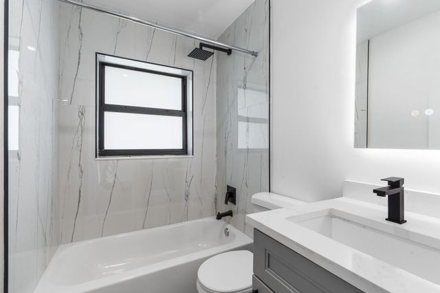 303 De Carie Street, Delray Beach, FL 33444