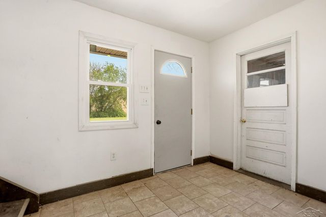 3285 Kochville Road, Kochville Twp, MI 48604