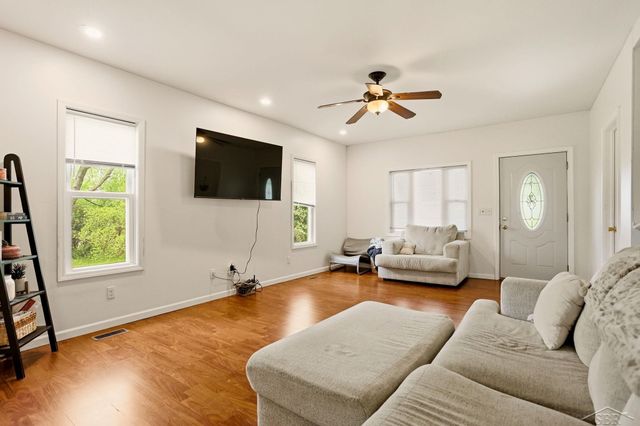3285 Kochville Road, Kochville Twp, MI 48604