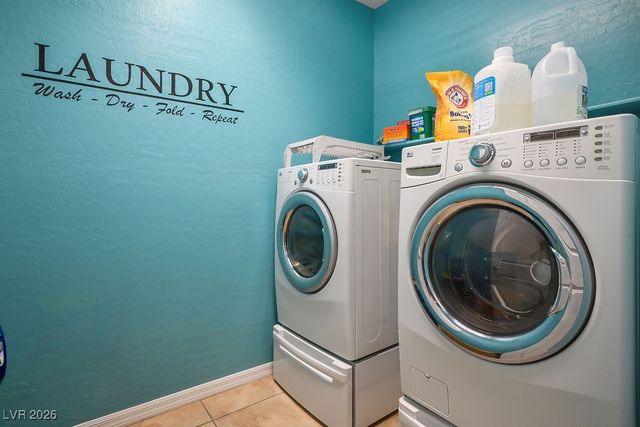 2589 Chateau Clermont Street, Henderson, NV 89044