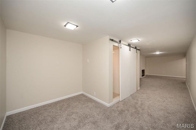 1350 Ensenada Drive, St Louis, MO 63031