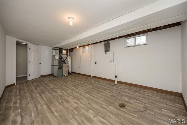 1350 Ensenada Drive, St Louis, MO 63031