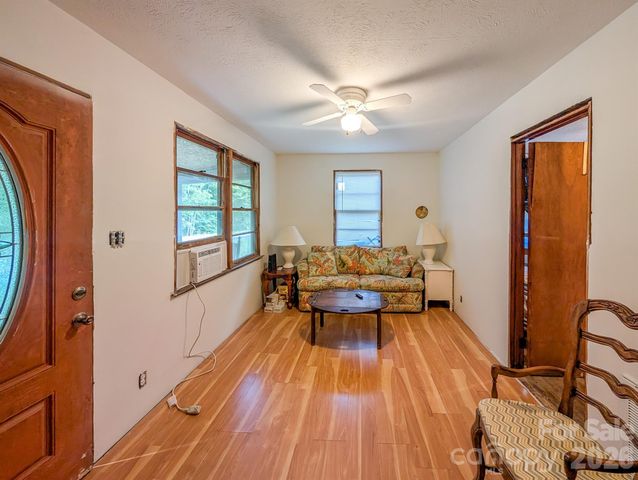 172 Lower Browns Creek Road, Burnsville, NC 28714