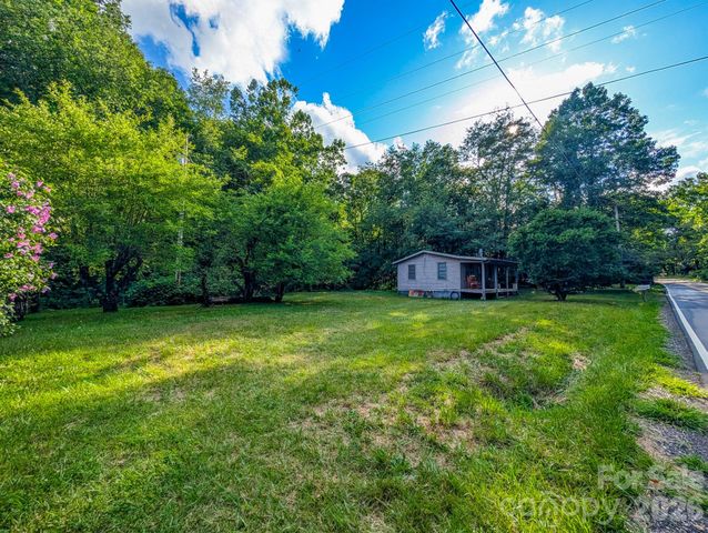 172 Lower Browns Creek Road, Burnsville, NC 28714