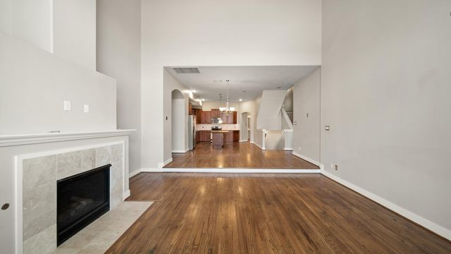 5637 Oasis Palm Lane, Houston, TX 77021