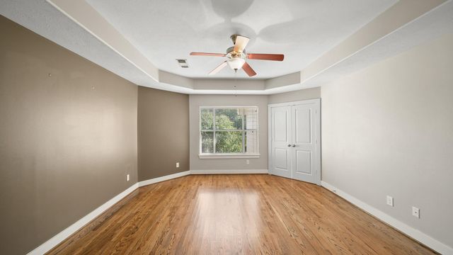 5637 Oasis Palm Lane, Houston, TX 77021