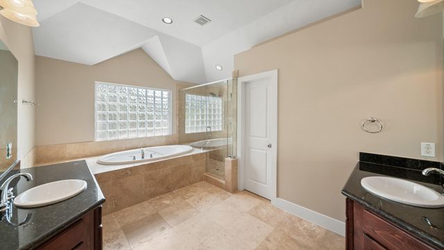 5637 Oasis Palm Lane, Houston, TX 77021