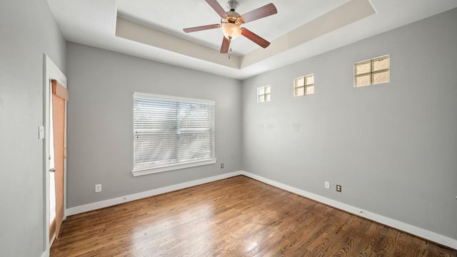 5637 Oasis Palm Lane, Houston, TX 77021