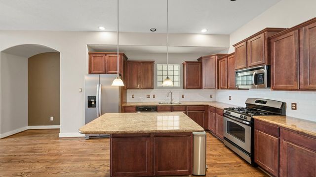 5637 Oasis Palm Lane, Houston, TX 77021