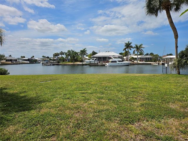 1028 APOLLO BEACH BOULEVARD 19, Apollo Beach, FL 33572