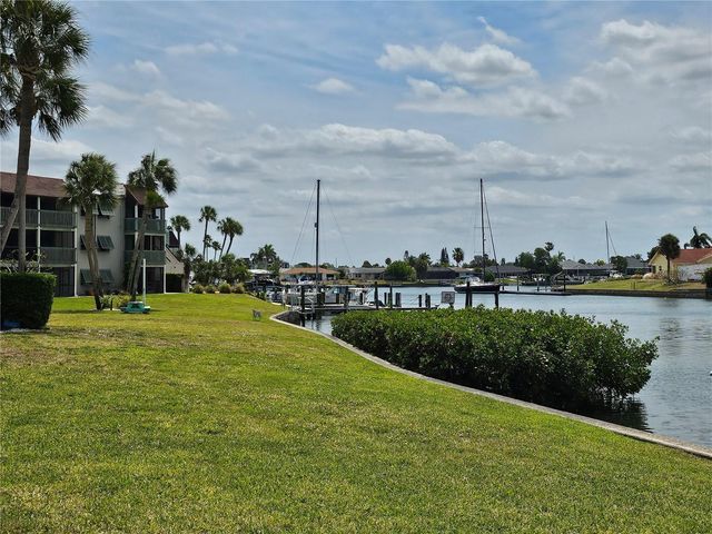 1028 APOLLO BEACH BOULEVARD 19, Apollo Beach, FL 33572