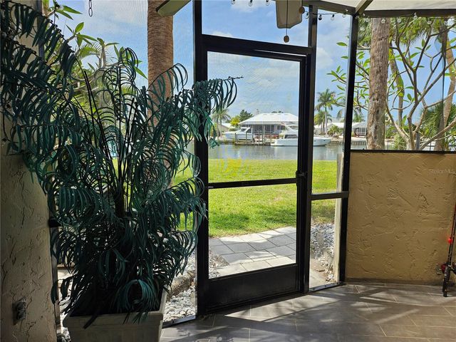 1028 APOLLO BEACH BOULEVARD 19, Apollo Beach, FL 33572