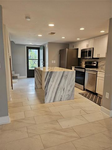 1028 APOLLO BEACH BOULEVARD 19, Apollo Beach, FL 33572