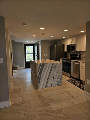 1028 APOLLO BEACH BOULEVARD 19, Apollo Beach, FL 33572