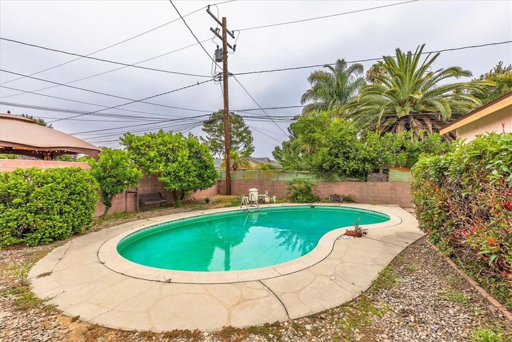 Image 27 of property listing at 949 W Rosewood Court, Ontario, CA 91762