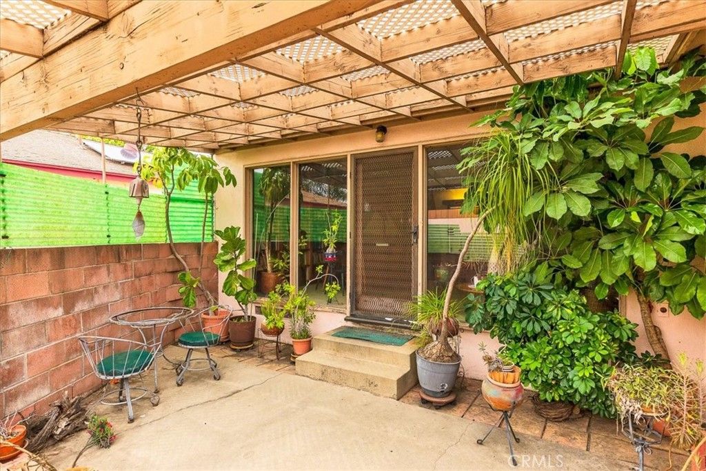 Image 29 of property listing at 949 W Rosewood Court, Ontario, CA 91762