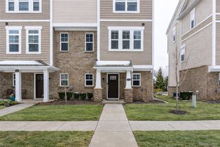 3217 Chambers W 87, Wixom, MI 48393