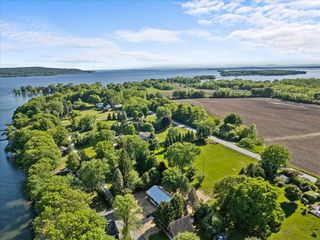 102 East Shore Drive, St. Albans Town, VT 05478