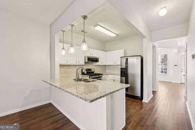 1363 Penhurst Drive, Lawrenceville, GA 30043