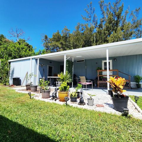 6 Angelita, Port St. Lucie, FL 34952