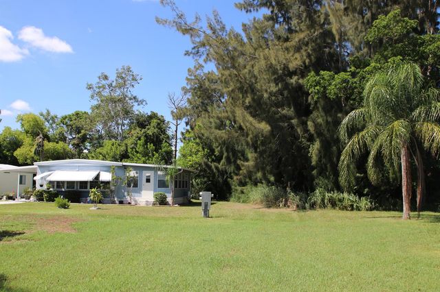 6 Angelita, Port St. Lucie, FL 34952