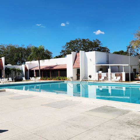 6 Angelita, Port St. Lucie, FL 34952