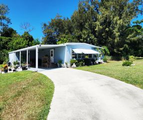 6 Angelita, Port St. Lucie, FL 34952