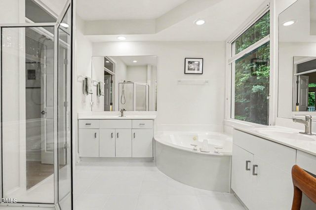 617 Bowden Road, Chapel Hill, NC 27516