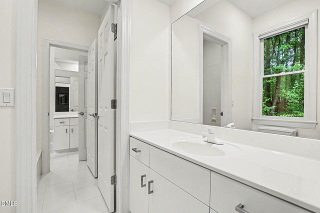 617 Bowden Road, Chapel Hill, NC 27516
