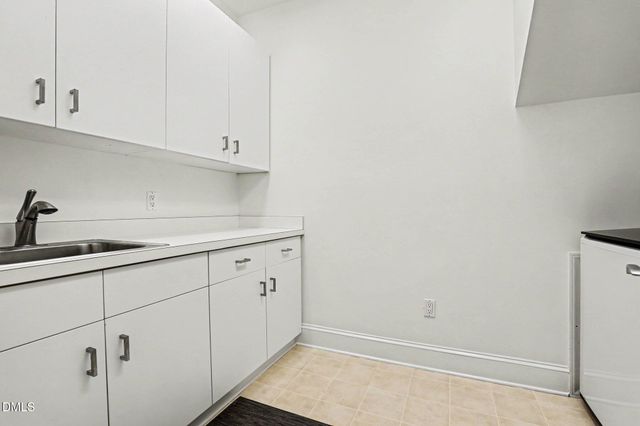 617 Bowden Road, Chapel Hill, NC 27516