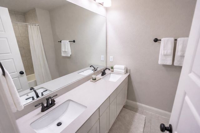 4110 Swinley Forest Drive, Arlington, TX 76017