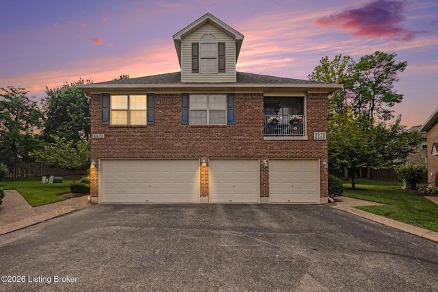 8622 Grand Neptune Dr, Louisville, KY 40228