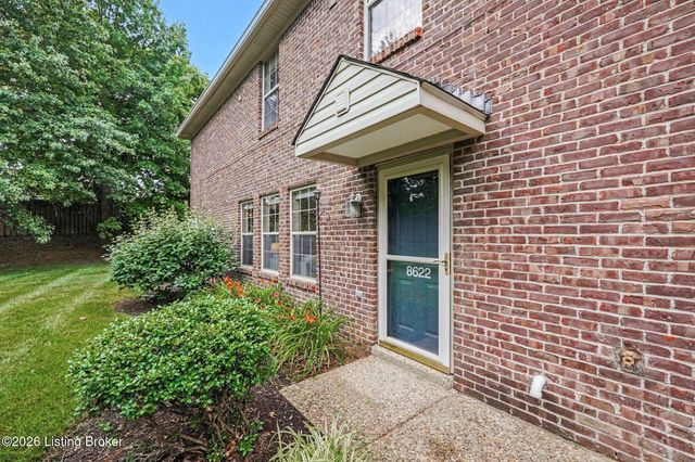 8622 Grand Neptune Dr, Louisville, KY 40228