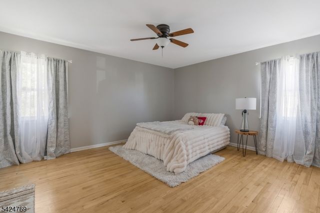 3 Millbrook Rd., Raritan Twp., NJ 08822