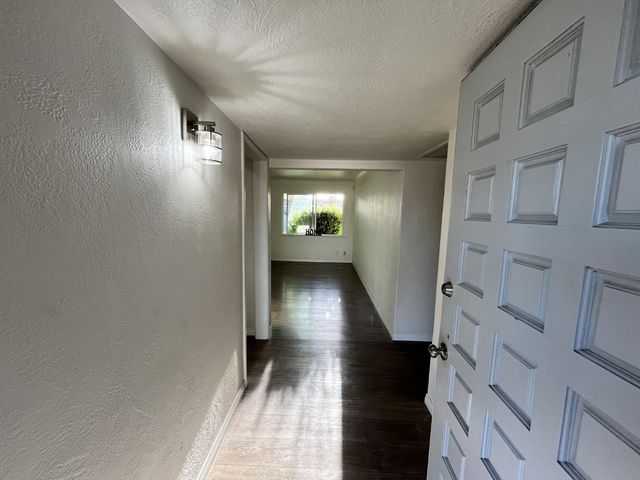 2235 N Backer Avenue, Fresno, CA 93703