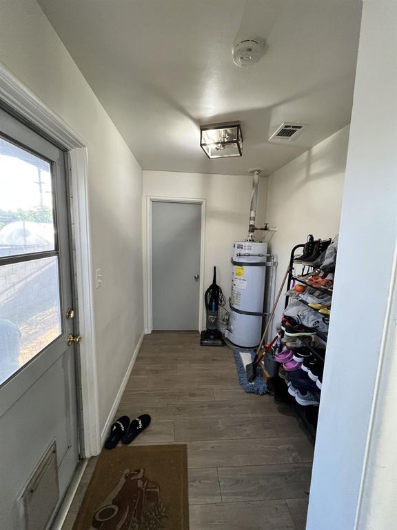 Image 21 of property listing at 2235 N Backer Avenue, Fresno, CA 93703