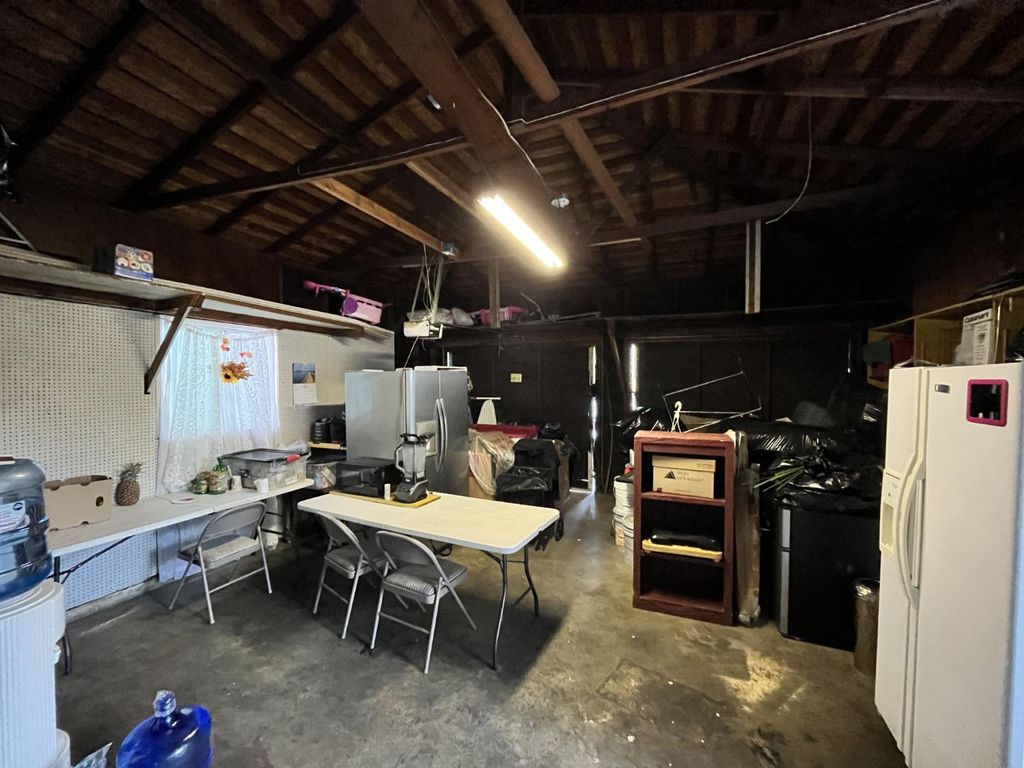 Image 29 of property listing at 2235 N Backer Avenue, Fresno, CA 93703