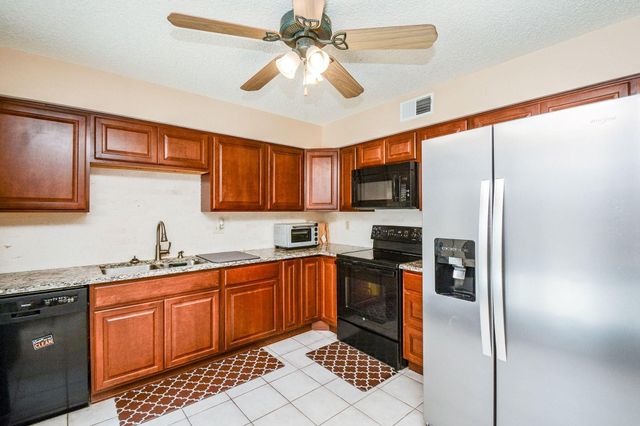 2321 Crescent Park Drive 276, Houston, TX 77077