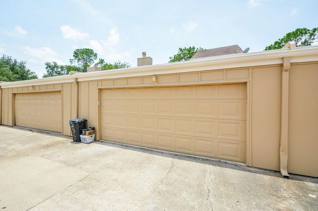 2321 Crescent Park Drive 276, Houston, TX 77077