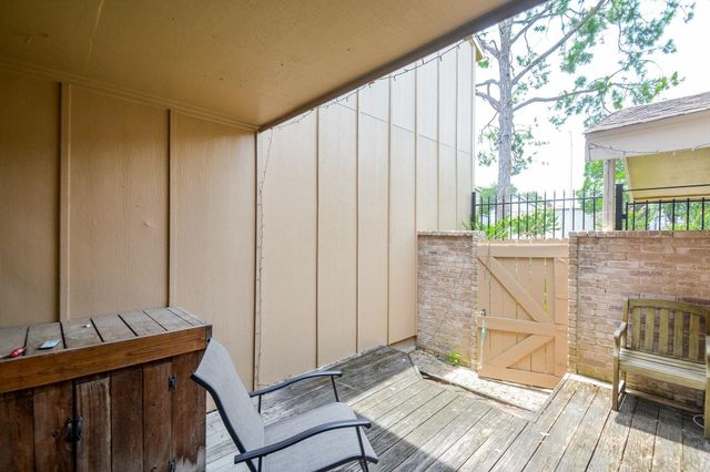 2321 Crescent Park Drive 276, Houston, TX 77077