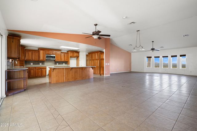 6603 E RENEGADE Trail, Hereford, AZ 85615